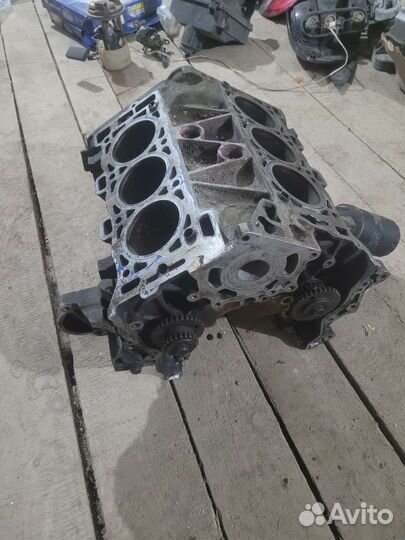 Блок цилиндров chevrolet captiva,antara 3.2 10HM