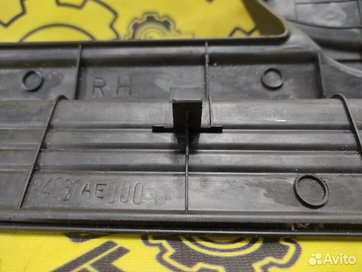 Накладка на порог внешняя задняя правая Subaru