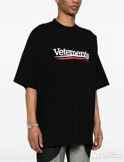 Футболка Vetements
