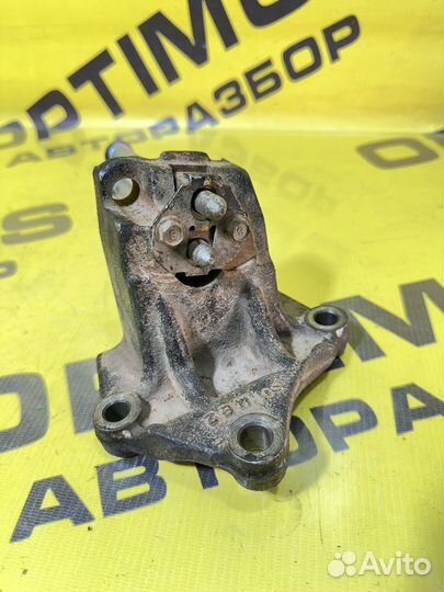 Кронштейн кпп левый Hyundai Solaris