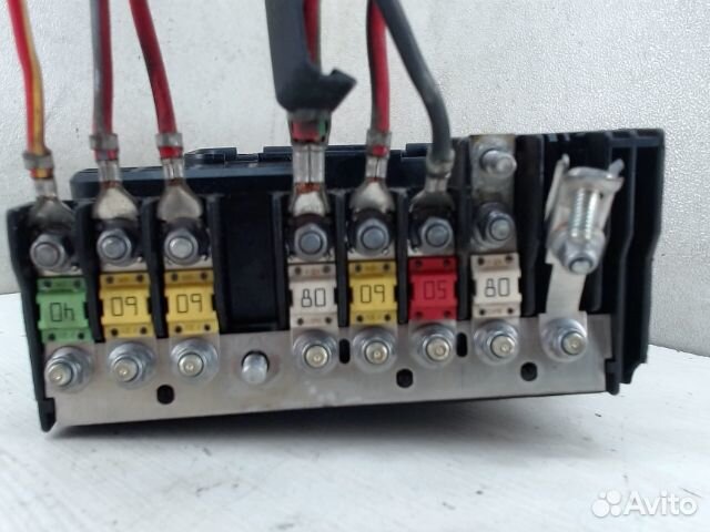 Блок предохранителей, Volkswagen, Passat B7