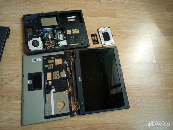 Ноутбук на запчасти