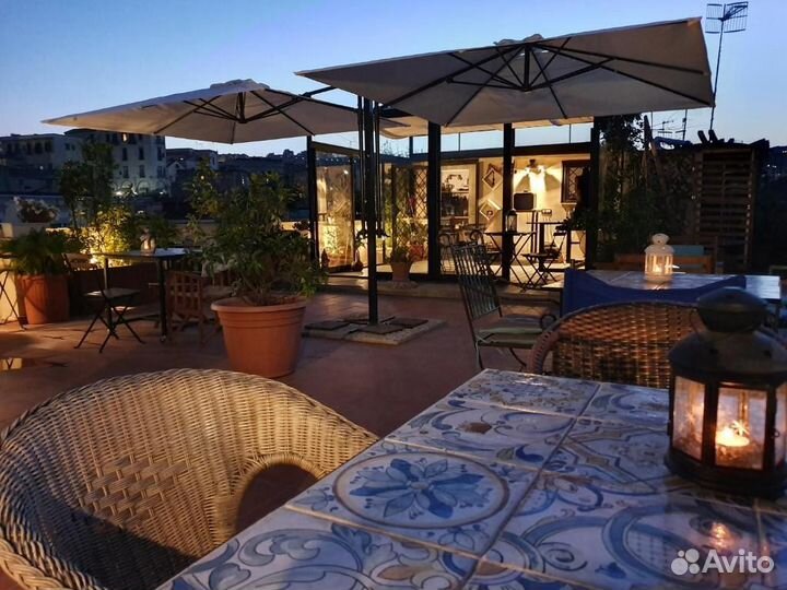 Большие стальные уличные зонты для кафе