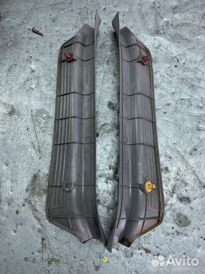 Накладка порога (внутренняя) Toyota Land Cruiser