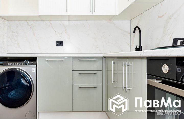 Кухонные гарнитуры с техникой 100*294