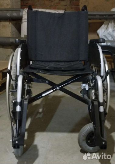 Коляска инвалидная