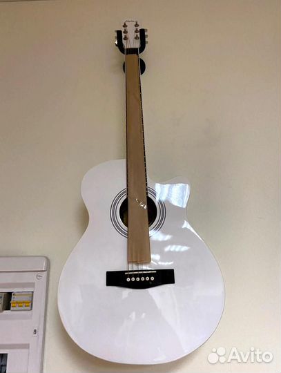 Гитара акустическая