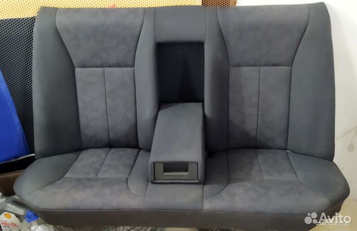 Mercedes W210 рестайлинг задний ряд