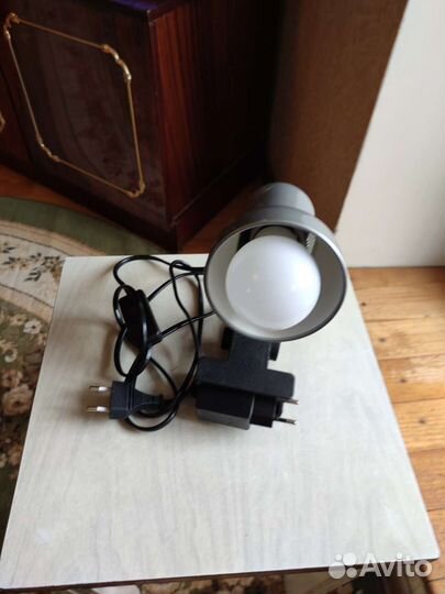 Лампа настольная