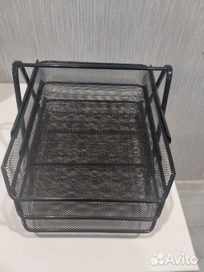 Горизонтальный лоток для бумаг