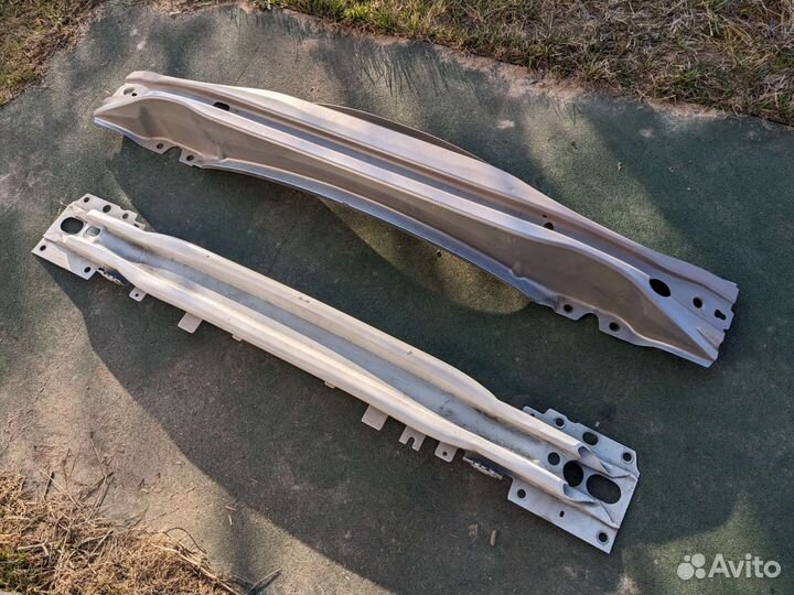 Усилитель передний volvo s60 2010-2018