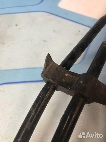 Радиатор гур 4B0422885S