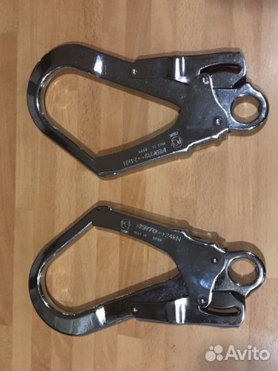 Карабины монтажные Венто