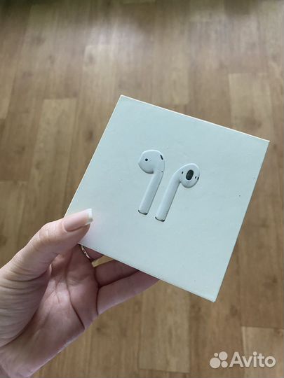 Airpods наушник правый и кейс