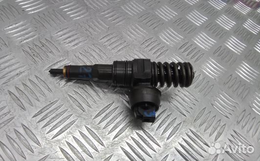 Форсунка дизельная volkswagen transporter T5 (OEA2