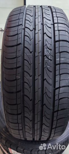 Roadstone CP 672 215/55 R16