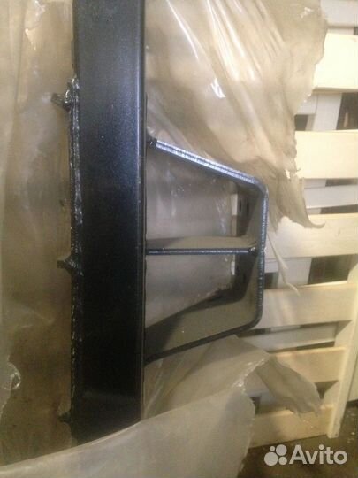 Фaркоп.Тягово-сцепное Mitsubishi Pajero 3-4 bosal