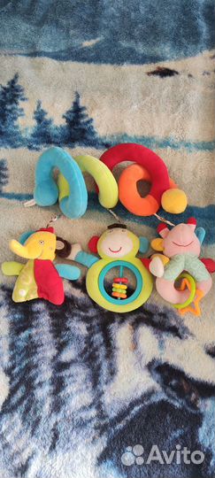 Игрушки, растяжка на коляску