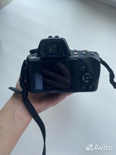 Зеркальный фотоаппарат Sony Alpha A37