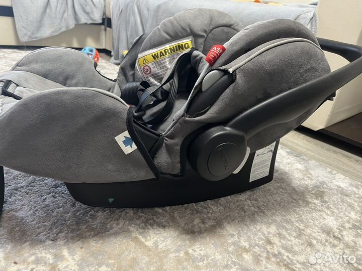 Автолюлька Recaro, автокресло