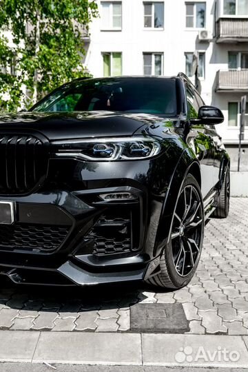 Юбка переднего бампера с элероном GRT на BMW X7