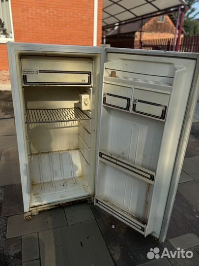 Холодильник