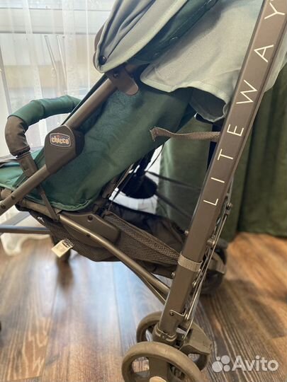 Прогулочная коляска chicco