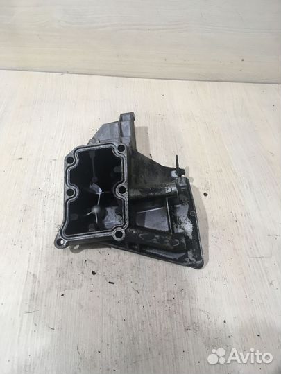 Кронштейн гидроусилителя мерседес W203 М111