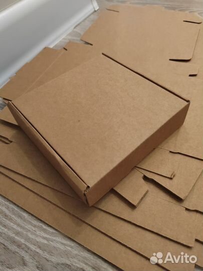 Коробка подарочная 15*15*4 см - 10 шт