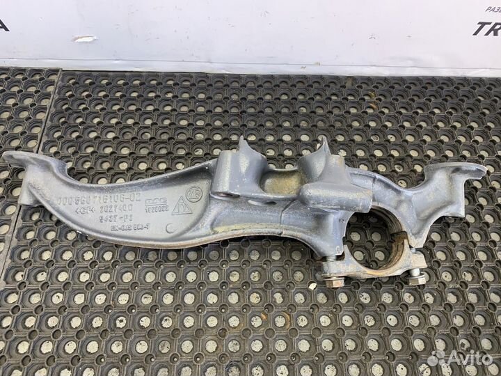 1896602 Кронштейн пневморессоры правый Daf XF106