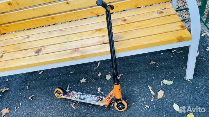 Трековый самокат