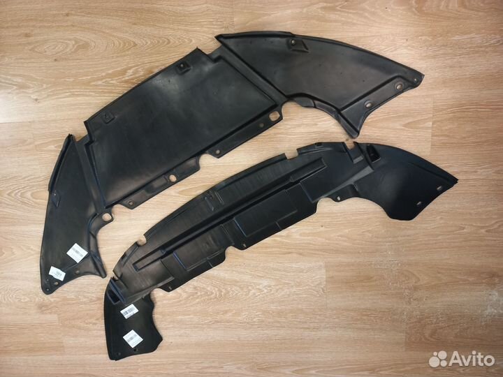 Защита / пыльник бампера Ford Focus II 2008-2011