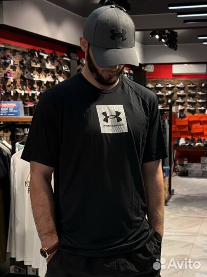 Футболка мужская Under Armour