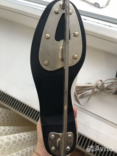 Коньки susan 37