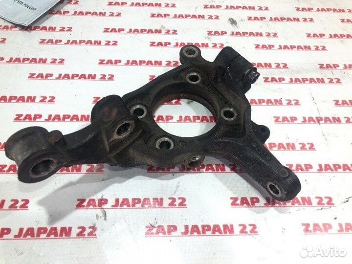 Кулак поворотный передний правый Subaru Outback BS