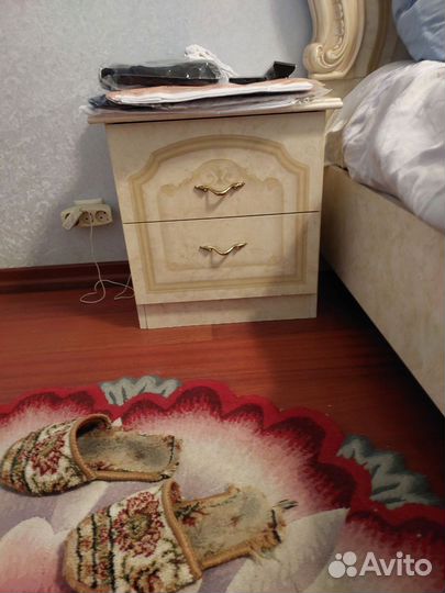 Спальный гарнитур бу