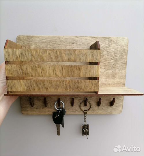 Ключница настенная из дерева