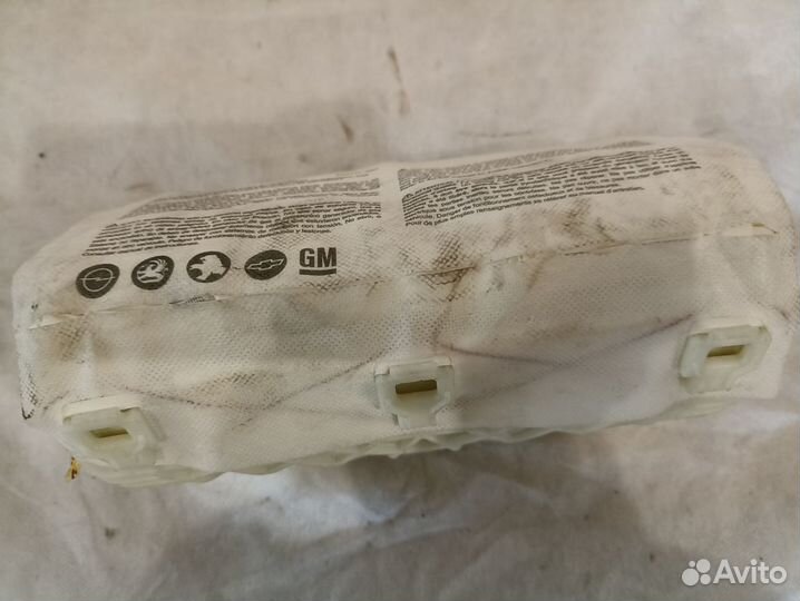 Opel Astra H Подушка безопасности в торпедо