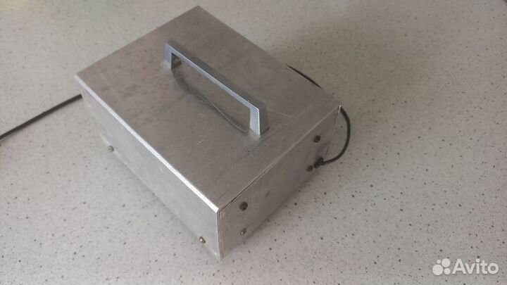 Источник питания