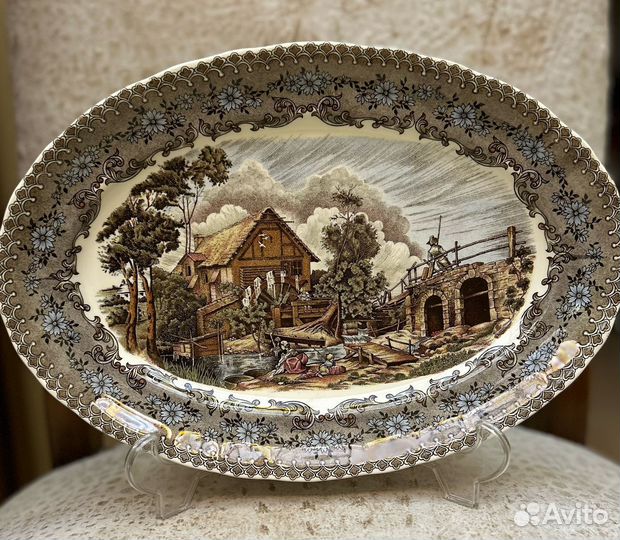 Антикварный сервиз