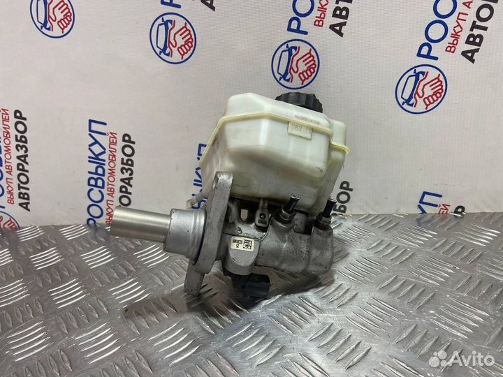 Главный тормозной цилиндр Volkswagen Passat CC