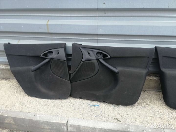 Дверные карты Ford focus 1