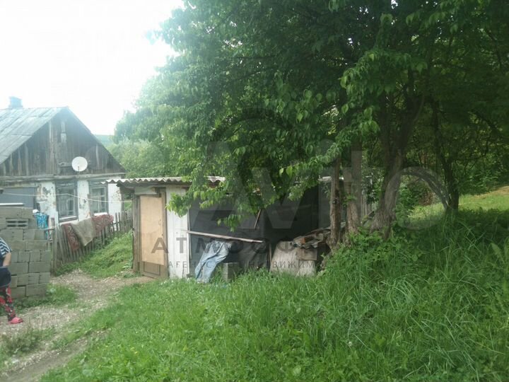 Дом 28 м² на участке 15 сот.