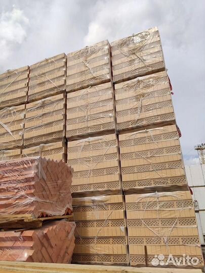 Кирпич кремовый облицовочный