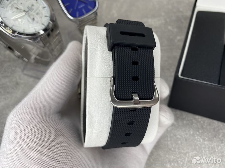 Часы Casio G-Shock GA-2100