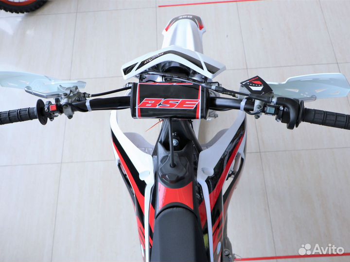 Кроссовый мотоцикл BSE Z4 250e 21/18