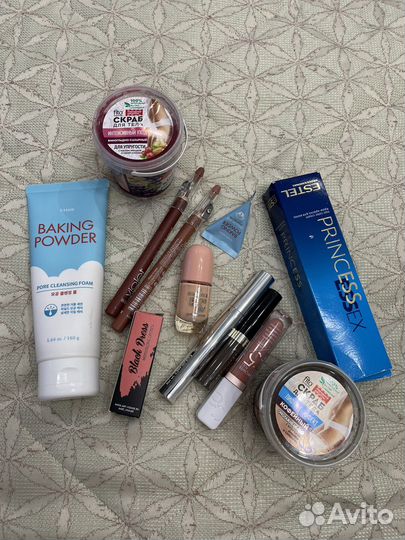 Набор косметики пакетом