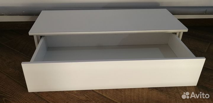 Гримерное зеркало с лампочками