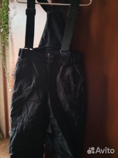 Продам теплый костюм не носили рост 128