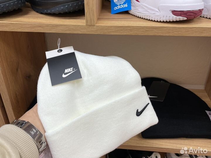 Шапка Nike
